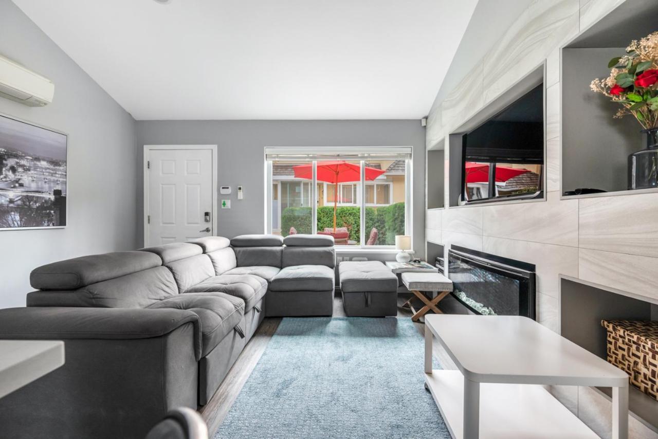 Stylish Dual Bedroom Suite In Van West Vancouver Exterior foto