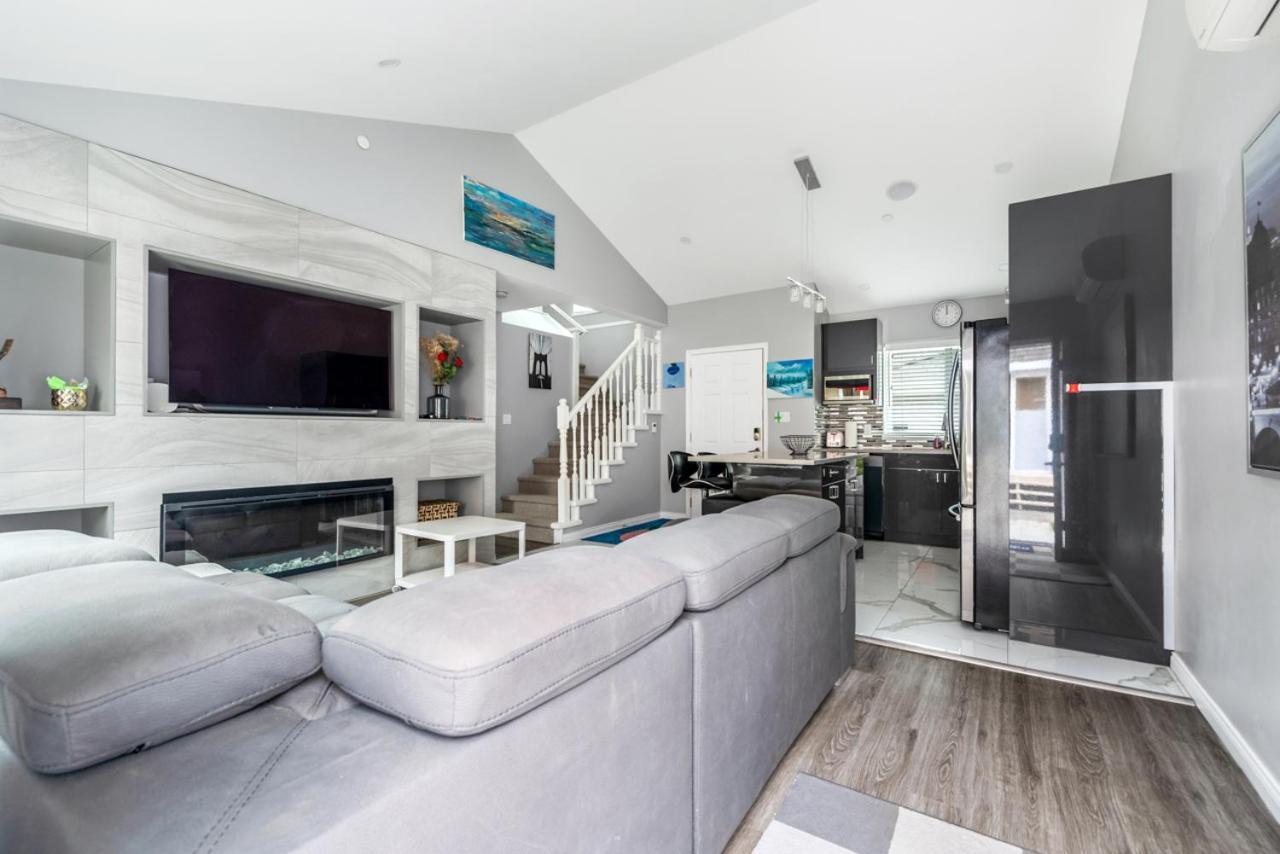 Stylish Dual Bedroom Suite In Van West Vancouver Exterior foto